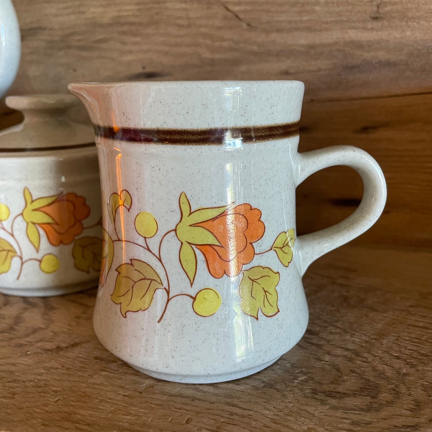 Vintage Coffee/Tea Pot and sugar/cream